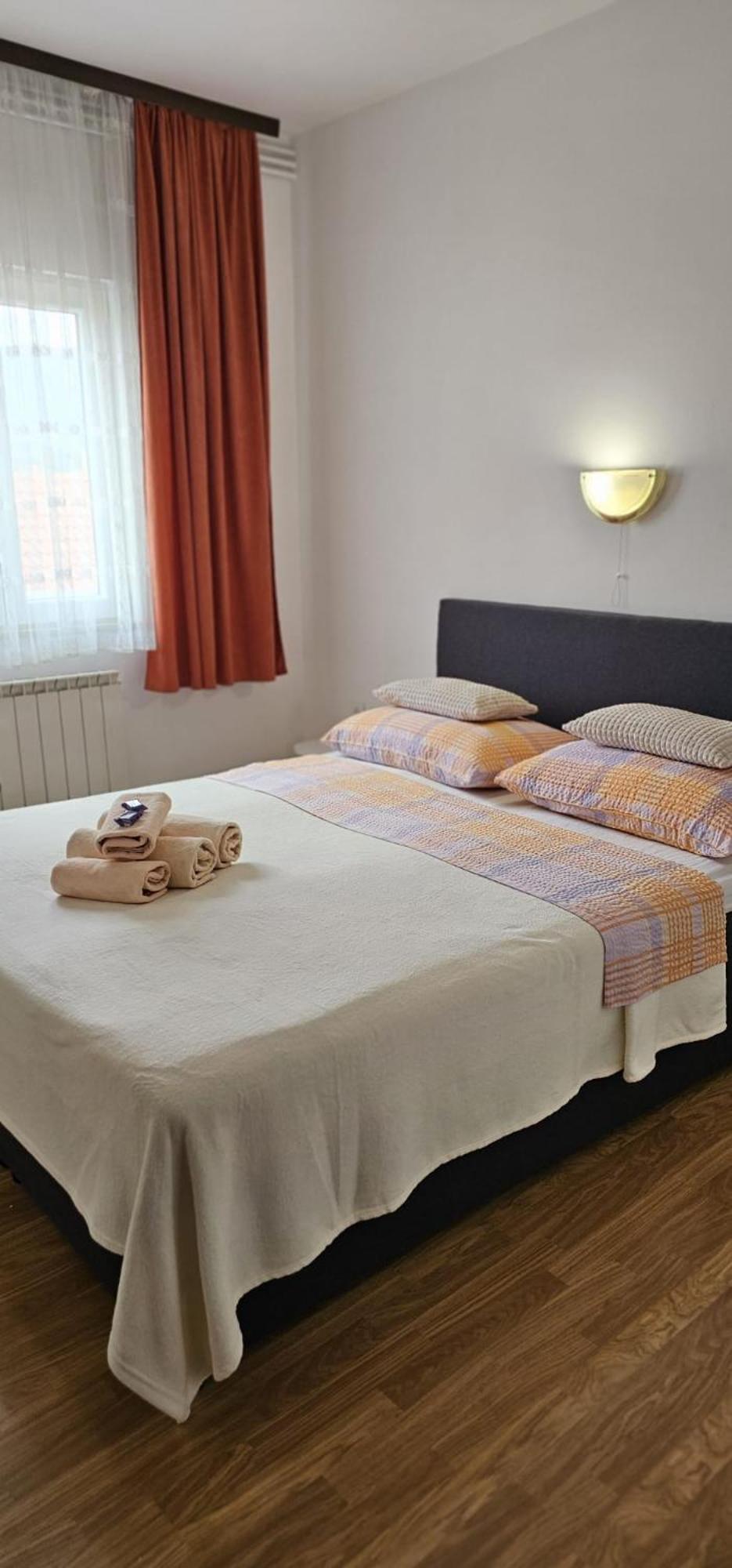 Apartman Pida Primošten Eksteriør bilde